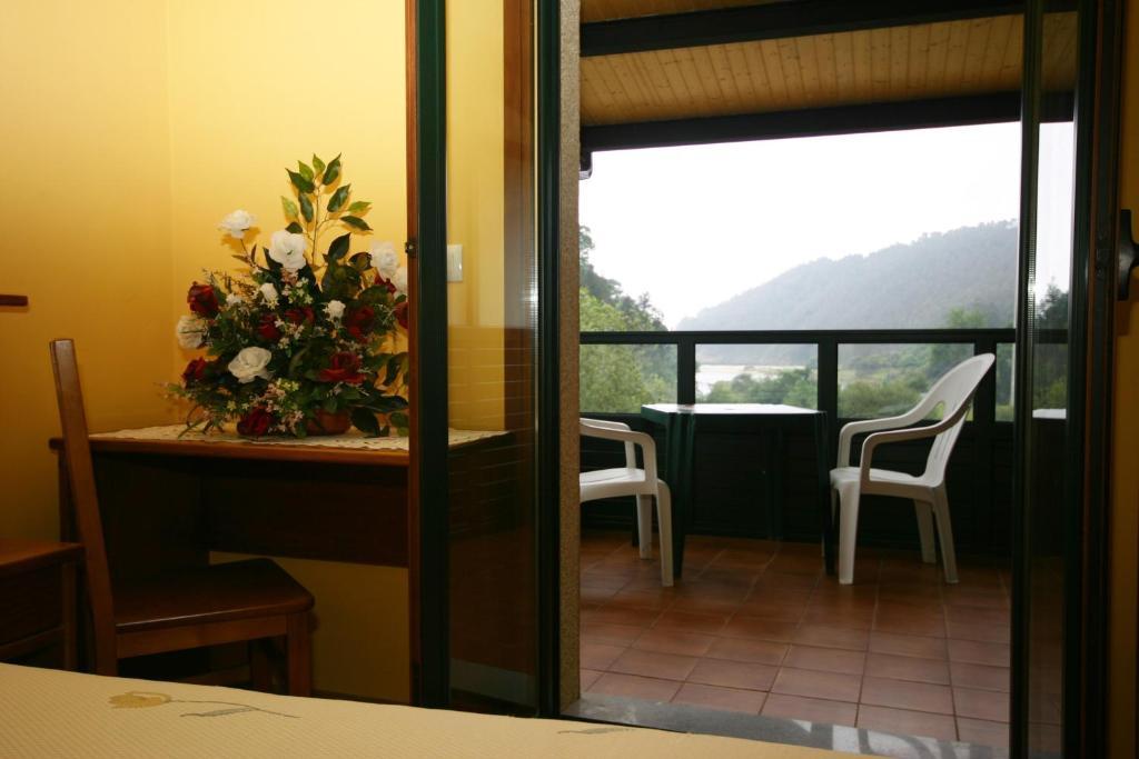 Hotel Restaurante Canero Номер фото